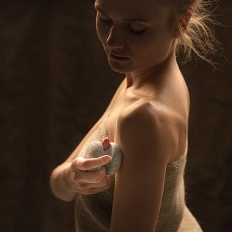 Hukka SaunaJoy Soapstone Sauna Accessory